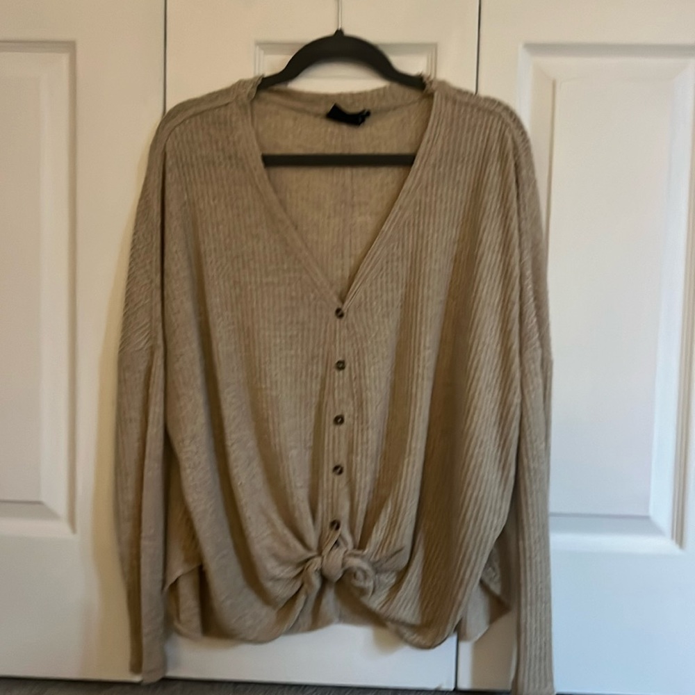 UO Long sleeve